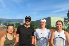 Lieselotte-Robbert-Arthur-Julie