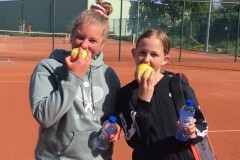 Eline-en-Lobke-1